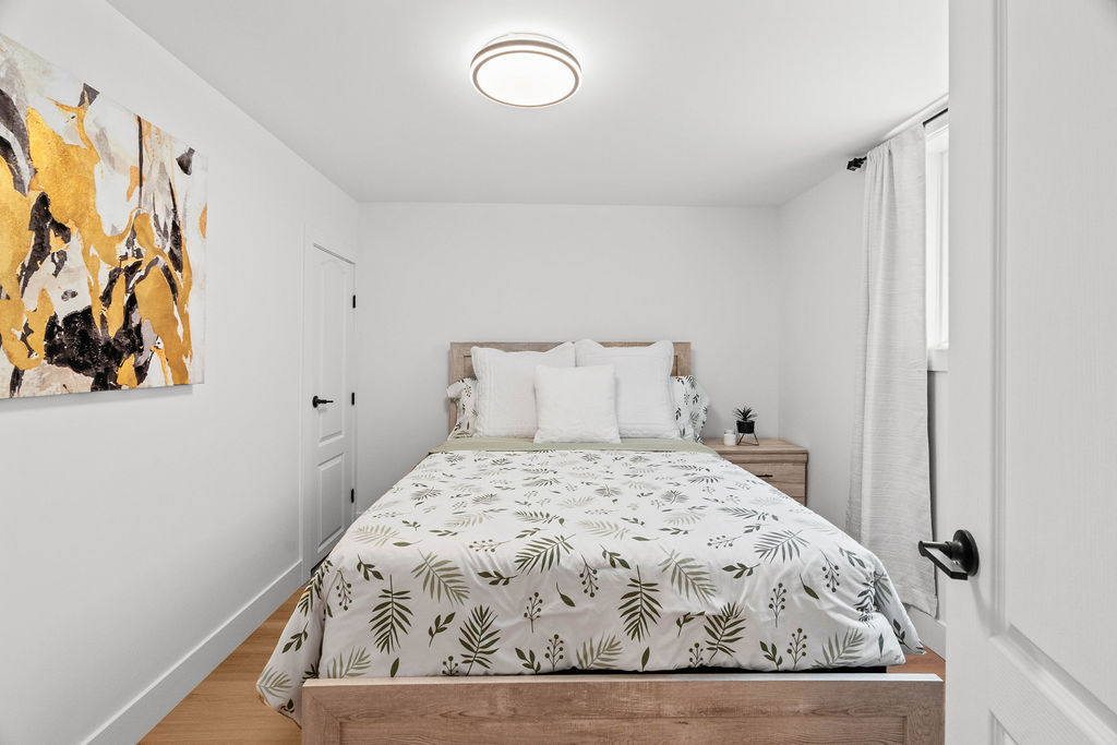 Byron: 3 Bedroom Lower Level Apartment Unit C - Image 15