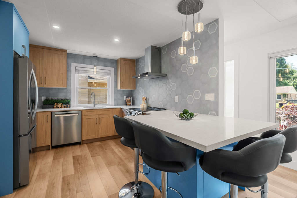 Byron: 2 Bedroom Main Floor Apartment Unit A - Image 2