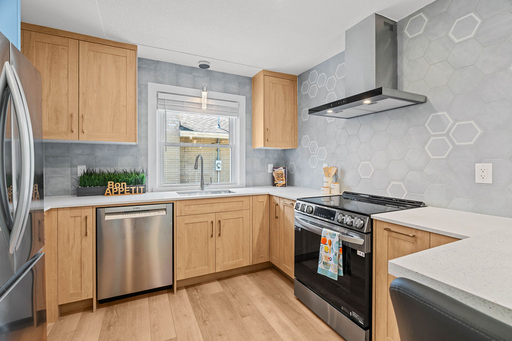 Byron: 2 Bedroom Main Floor Apartment Unit A - Image 4