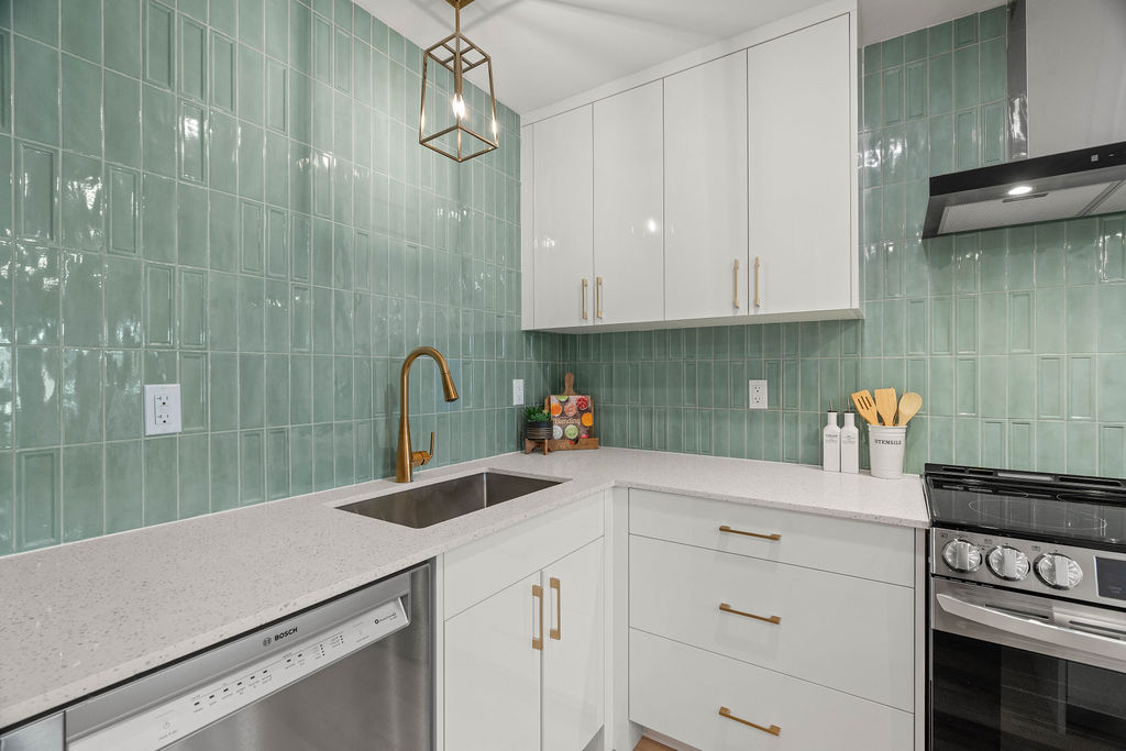 Byron: 2 Bedroom Main Floor Apartment Unit B - Image 6