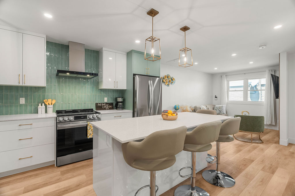 Byron: 2 Bedroom Main Floor Apartment Unit B - Image 2