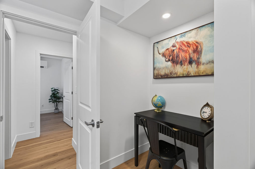 Byron-Springbank: 3 Bedroom Apartment Main Unit A - Image 13