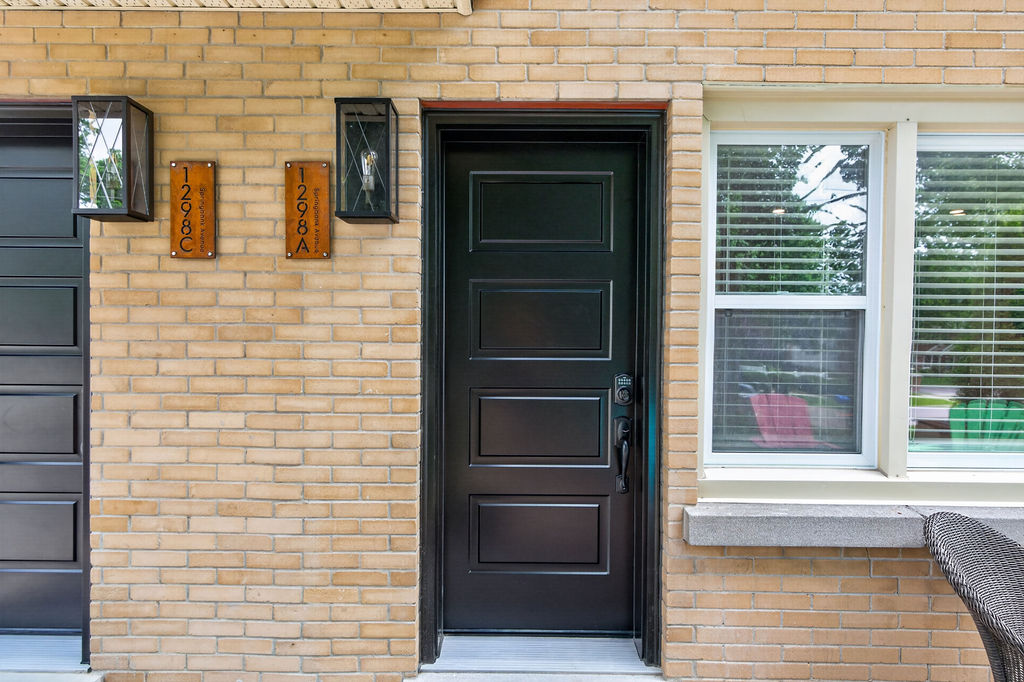 Byron-Springbank: 3 Bedroom Apartment Main Unit A - Image 18