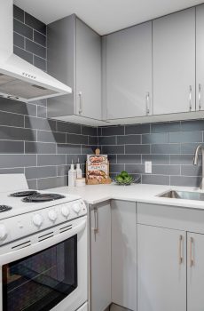 Old South: 1 Bedroom Century Apartment Unit 6