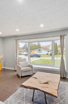 Old Lambeth: Upper 3 Bed, 1 Bath Apartment Unit A