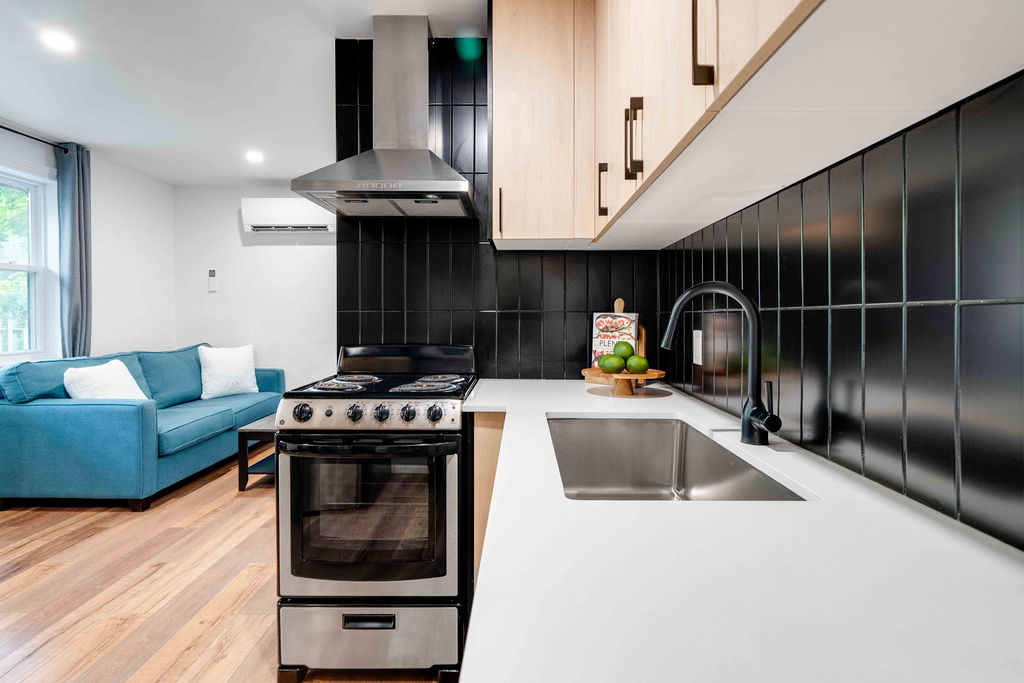 Old South: 1 Bedroom Century Apartment Unit 8 - Image 7