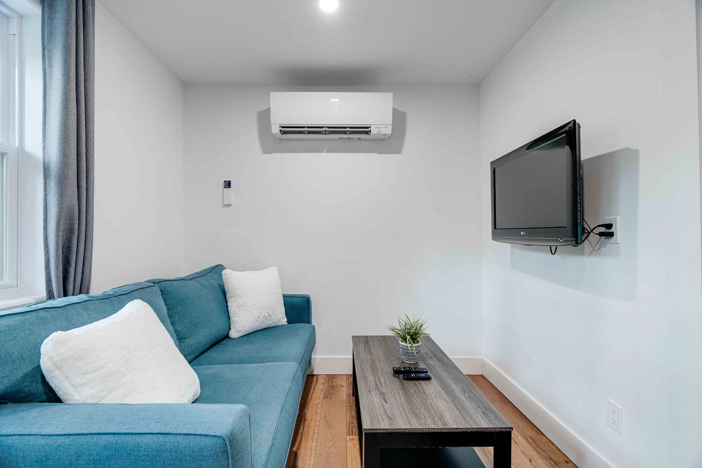 Old South: 1 Bedroom Century Apartment Unit 8 - Image 9