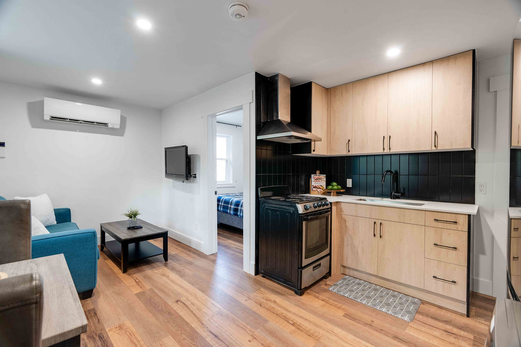 Old South: 1 Bedroom Century Apartment Unit 8 - Image 12