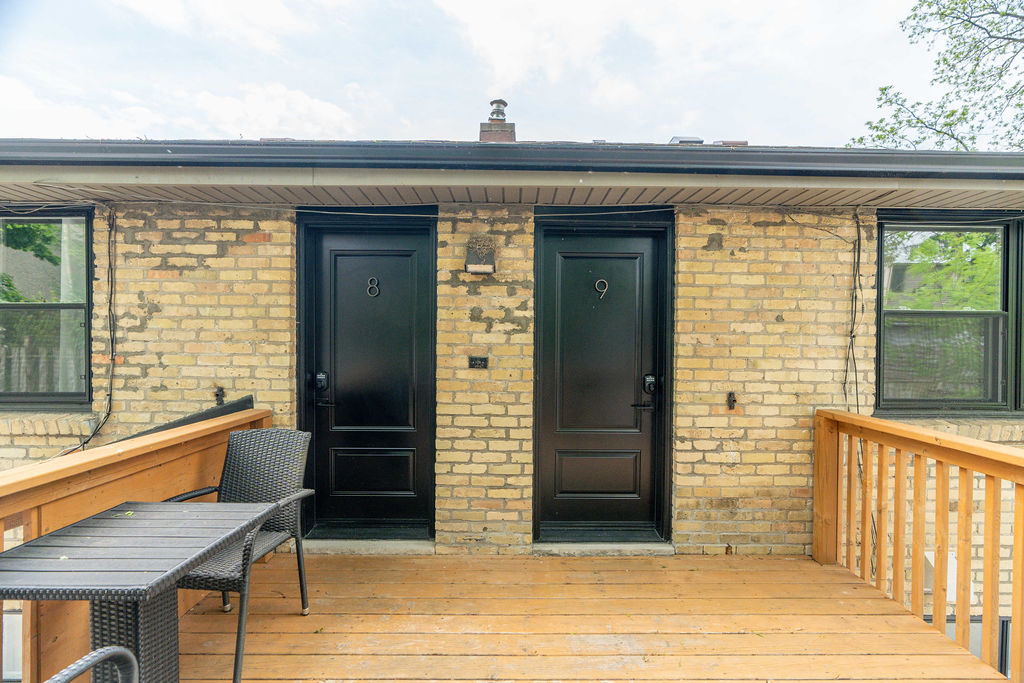 Old South: 1-Bedrooms Century Apartment Unit 9 - Image 19