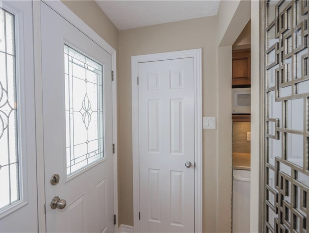 Westminster; 3 Bed + Den, 1.5 Bath Home - Image 4