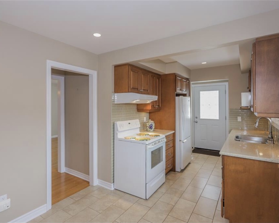 Westminster; 3 Bed + Den, 1.5 Bath Home - Image 14