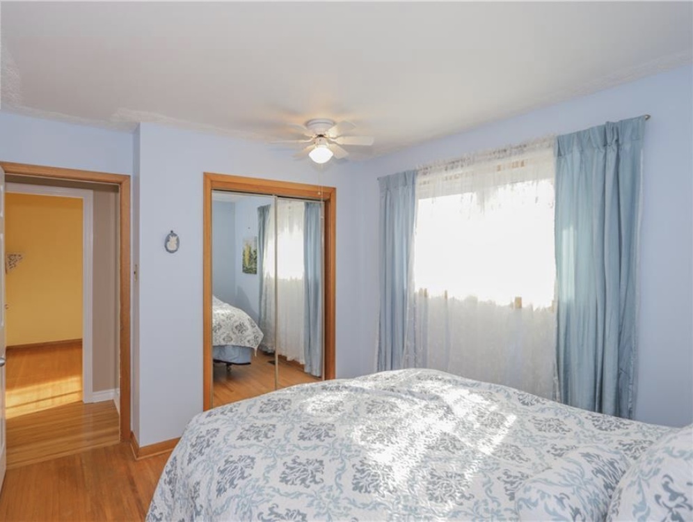 Westminster; 3 Bed + Den, 1.5 Bath Home - Image 17