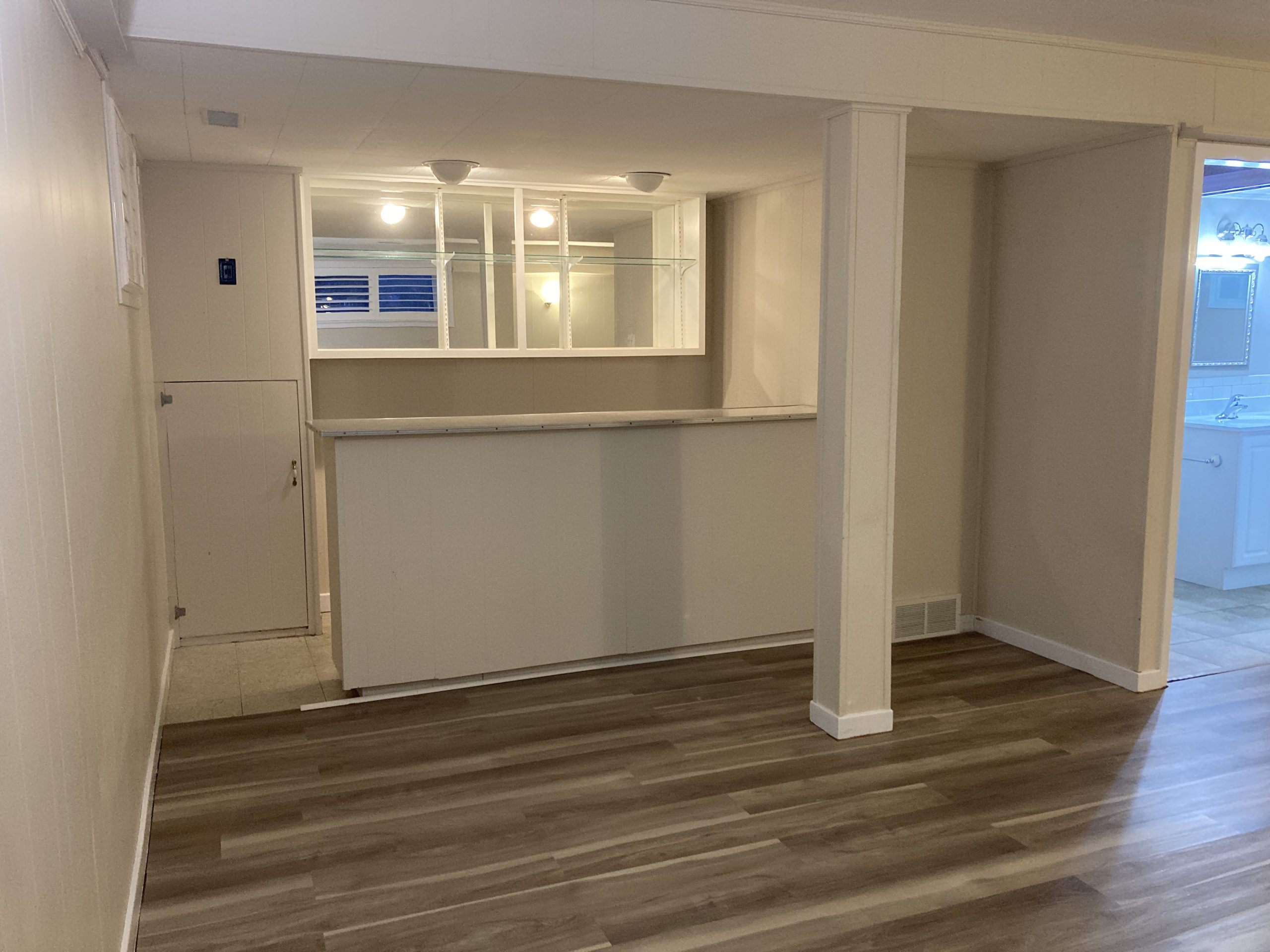 Westminster; 3 Bed + Den, 1.5 Bath Home - Image 24