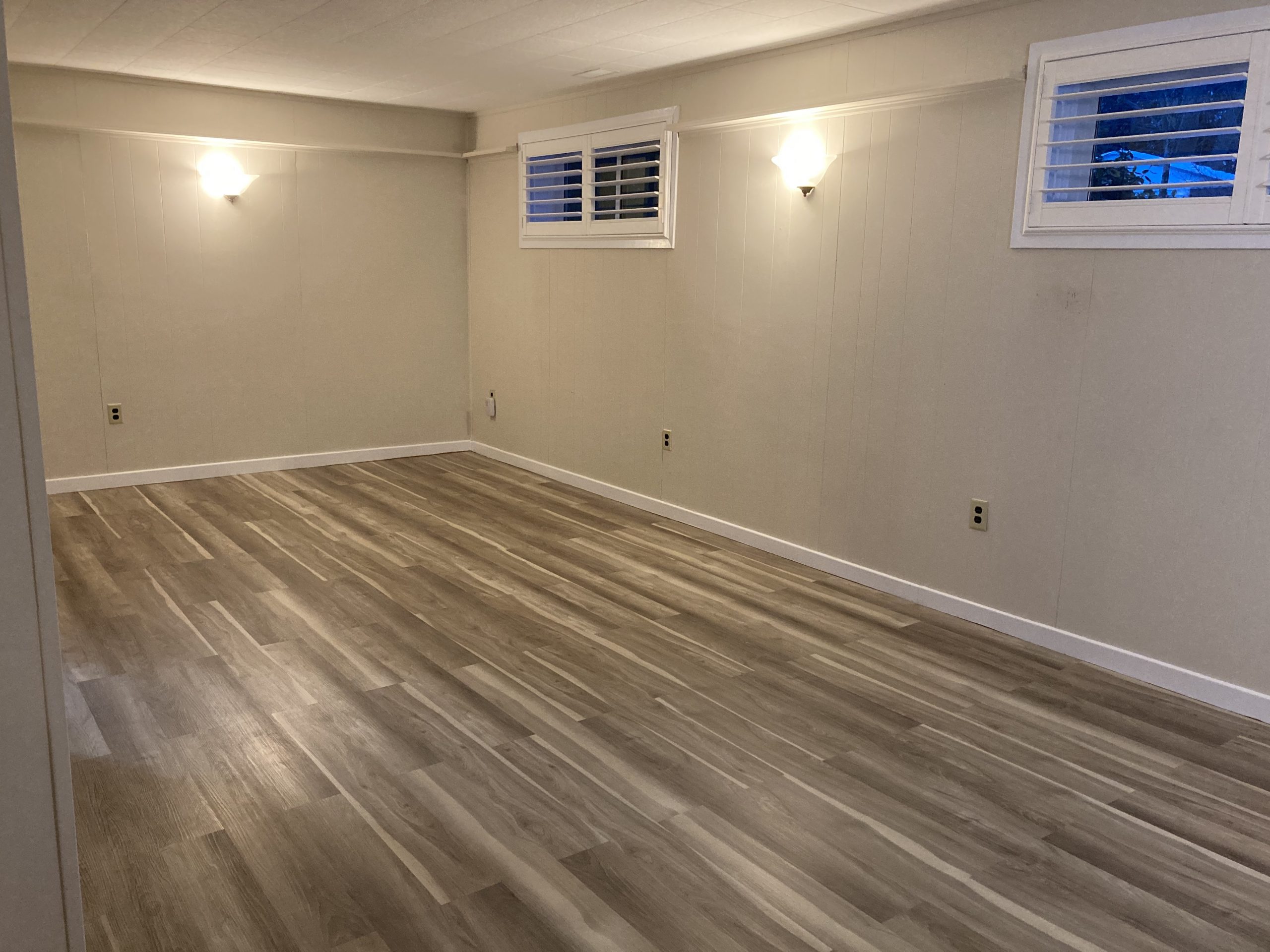 Westminster; 3 Bed + Den, 1.5 Bath Home - Image 23