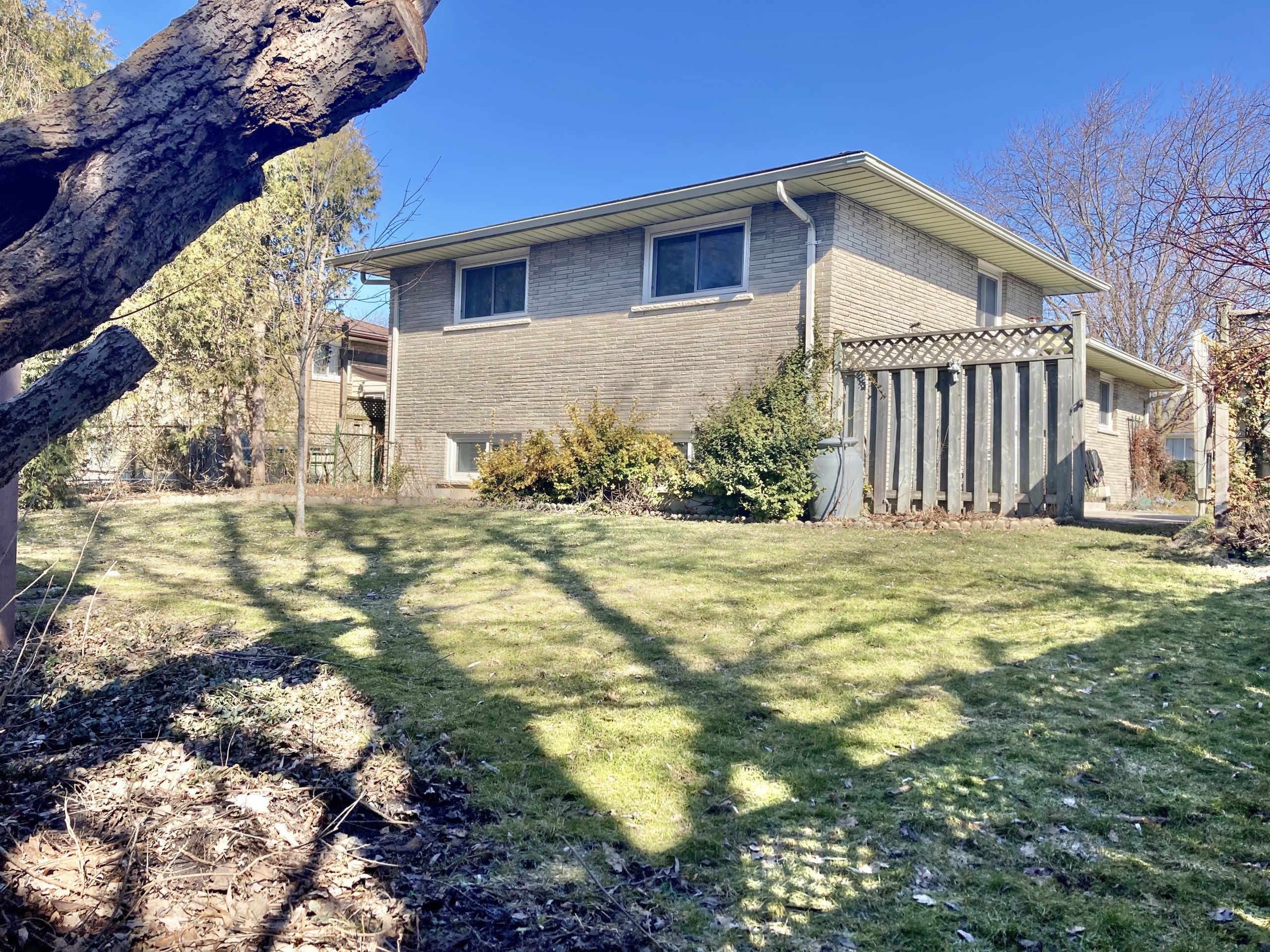 Westminster; 3 Bed + Den, 1.5 Bath Home - Image 27