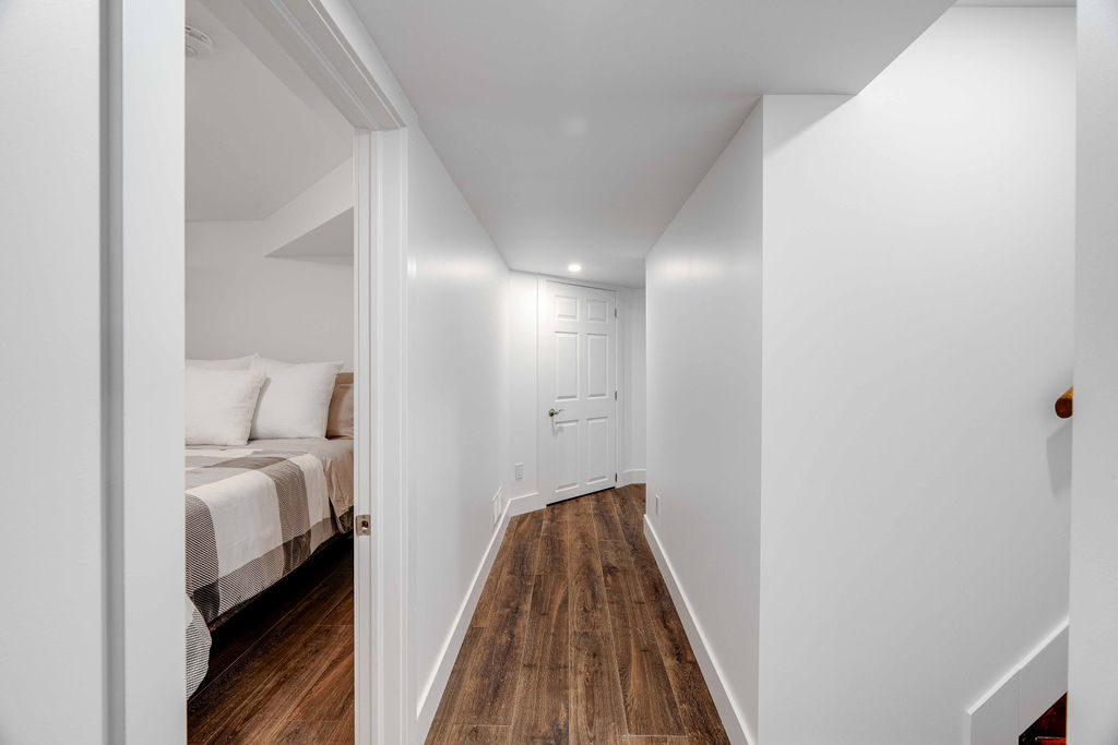 Old Lambeth: Lower 2 Bed, 1 Bath Apartment Unit B - Image 15