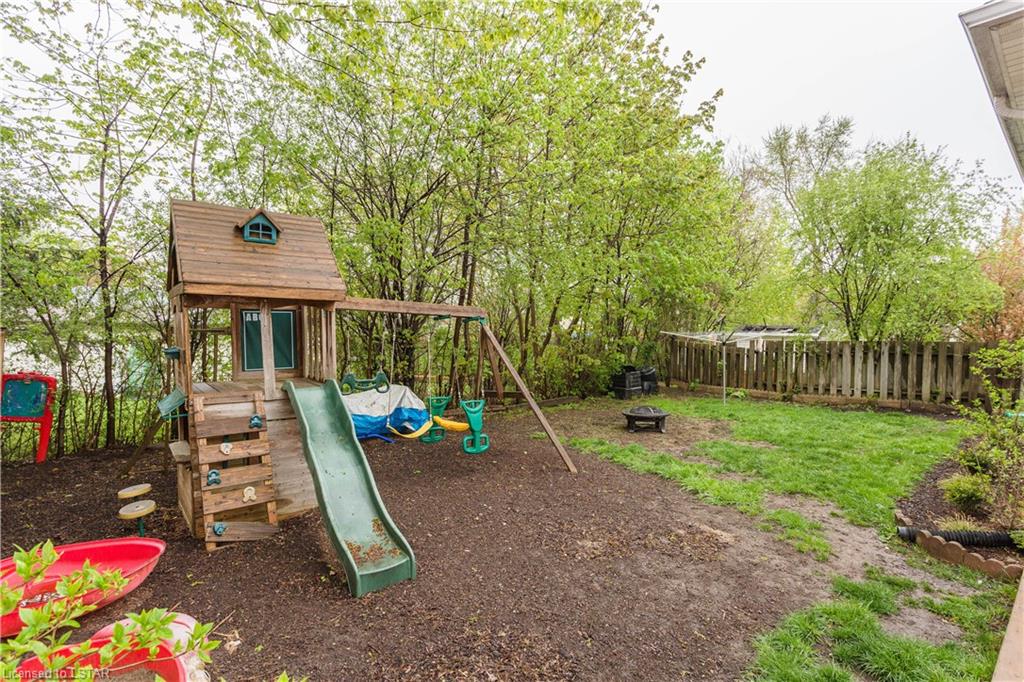 Westminster; 3 Bed + Den, 1.5 Bath Home - Image 31