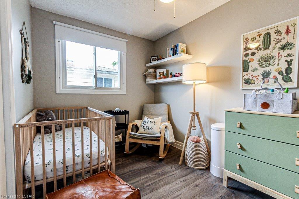 White Oaks; 3 Bed + Den, 2 Bath Home - Image 10