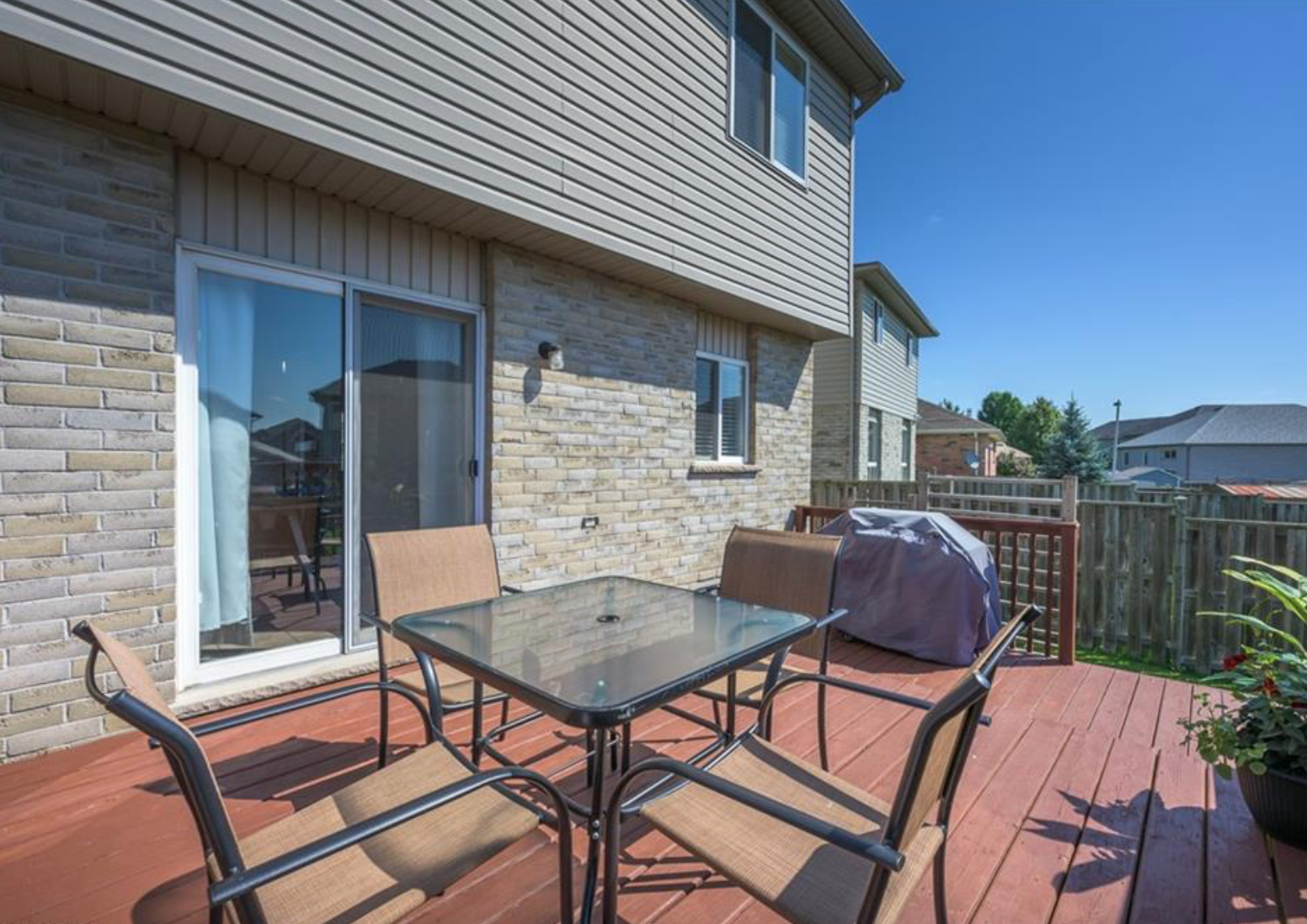 Stoney Creek; 4 Bed, 2 Bath Home - Image 23