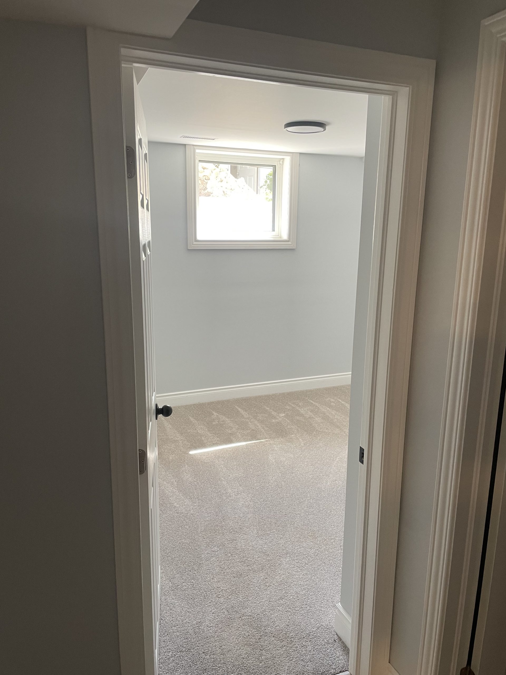 Westminster; 6 Bed, 2 Bath Home - Image 25