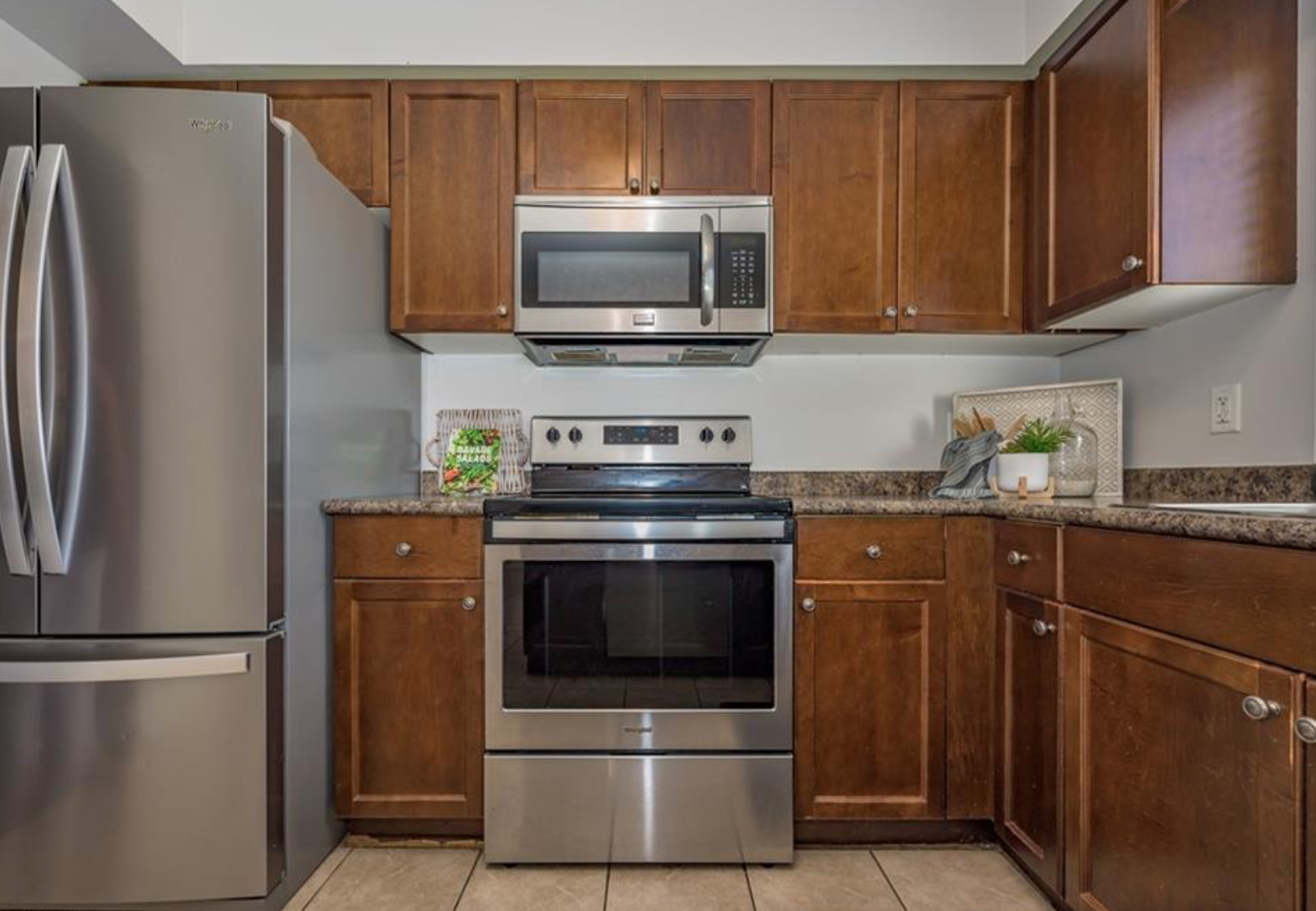 Stoney Creek; 4 Bed, 2 Bath Home - Image 11