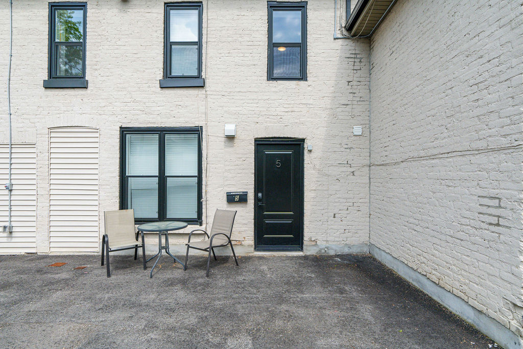 Old South: 2 Bedroom Century Apartment Unit 5 - Image 28