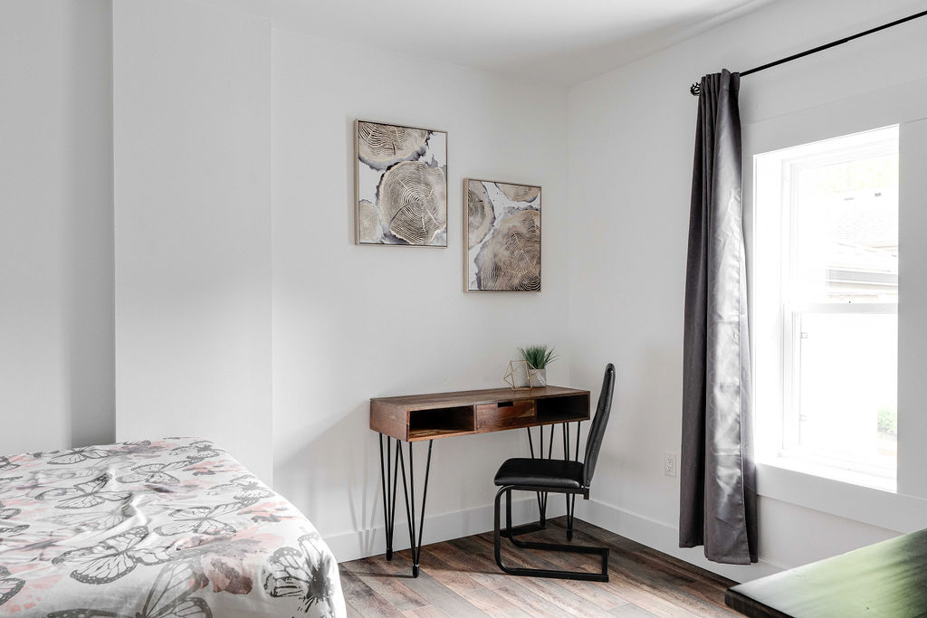 Old South: 2 Bedroom Century Apartment Unit 5 - Image 20