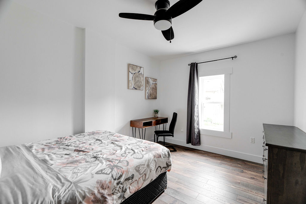 Old South: 2 Bedroom Century Apartment Unit 5 - Image 19