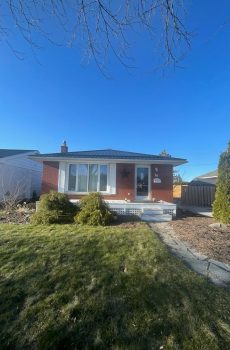 St. Thomas; 3 Bed + Den, 2 Bath Home