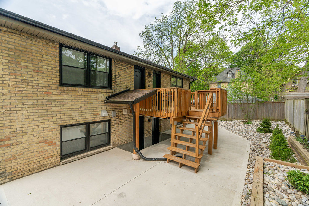 Old South: 1-Bedrooms Century Apartment Unit 9 - Image 17