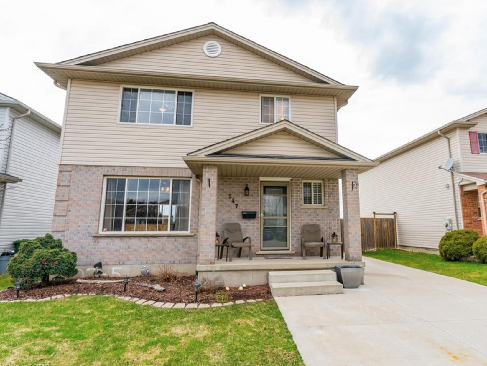 St. Thomas; 3 Bed, 2.5 Bath Home