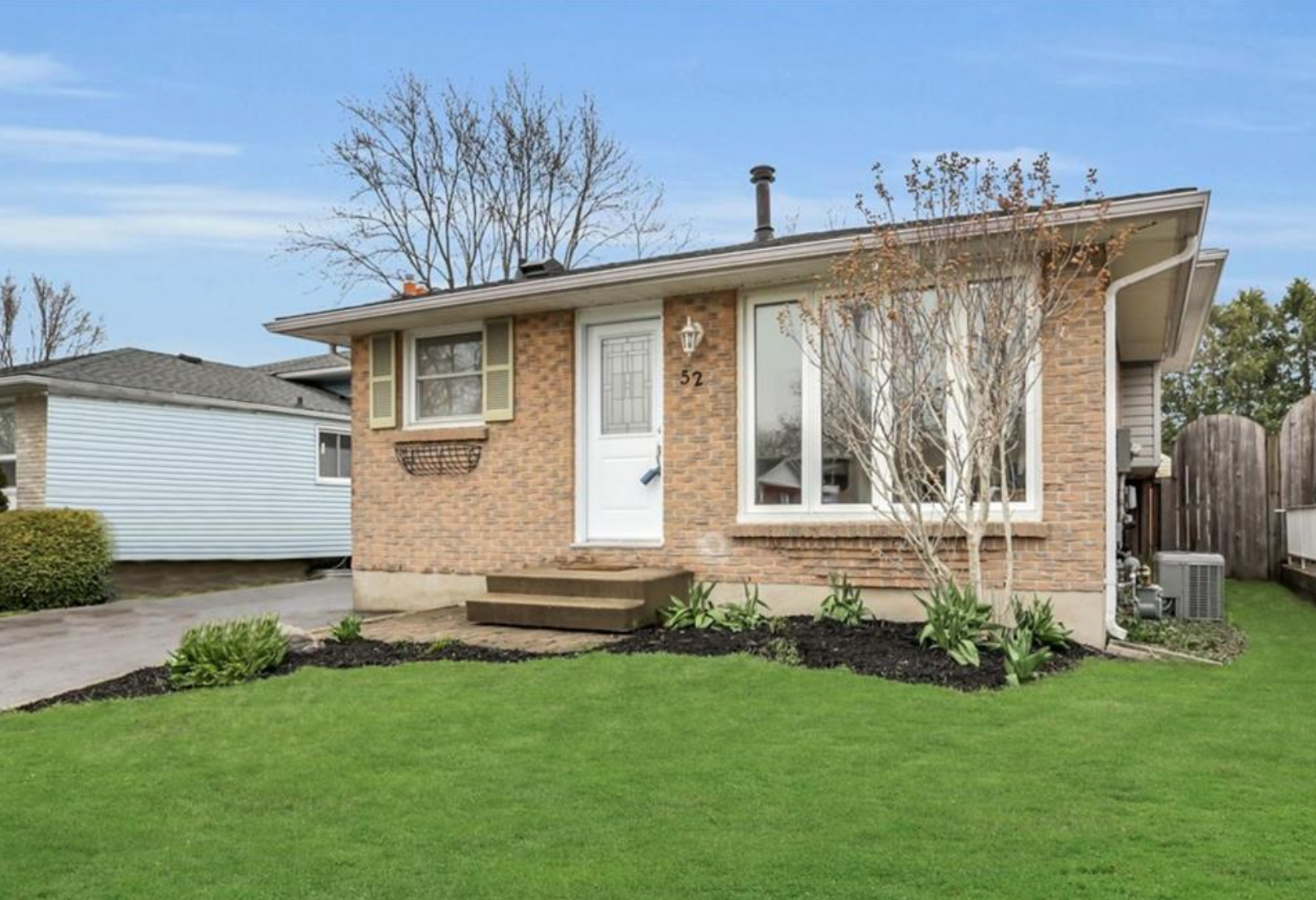 Westminster; 3 Bed + Den, 2 Bath Home - Image 34