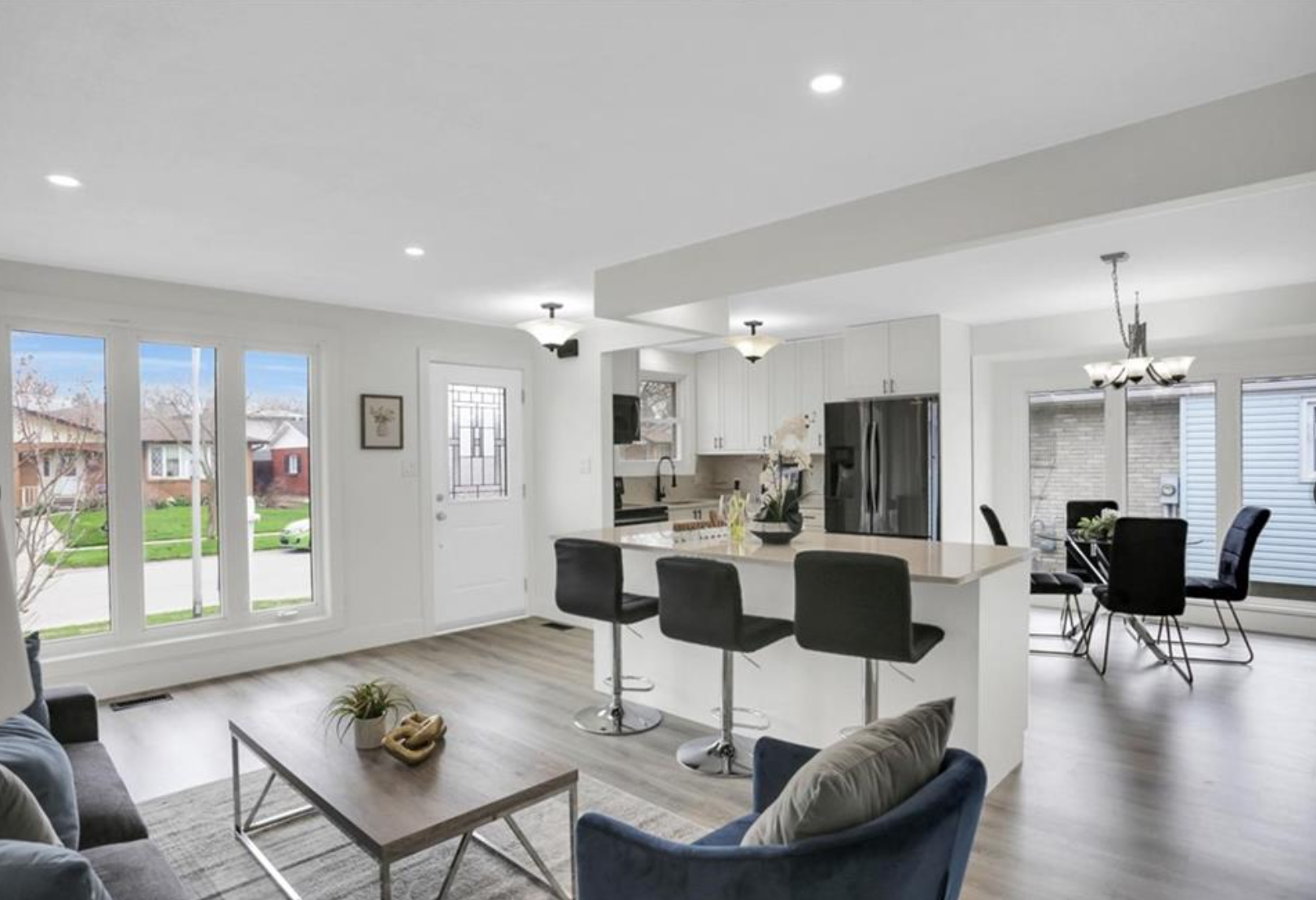 Westminster; 3 Bed + Den, 2 Bath Home - Image 9