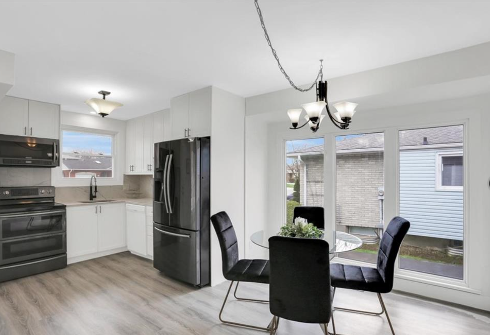 Westminster; 3 Bed + Den, 2 Bath Home - Image 5