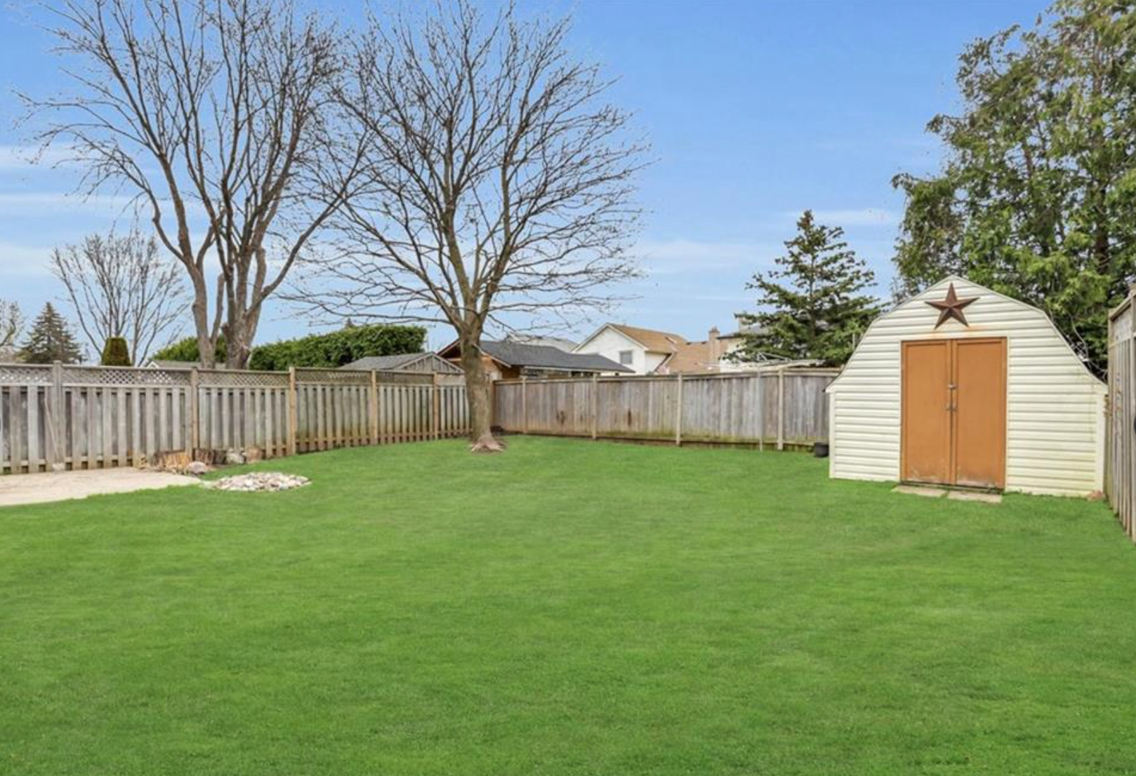 Westminster; 3 Bed + Den, 2 Bath Home - Image 39