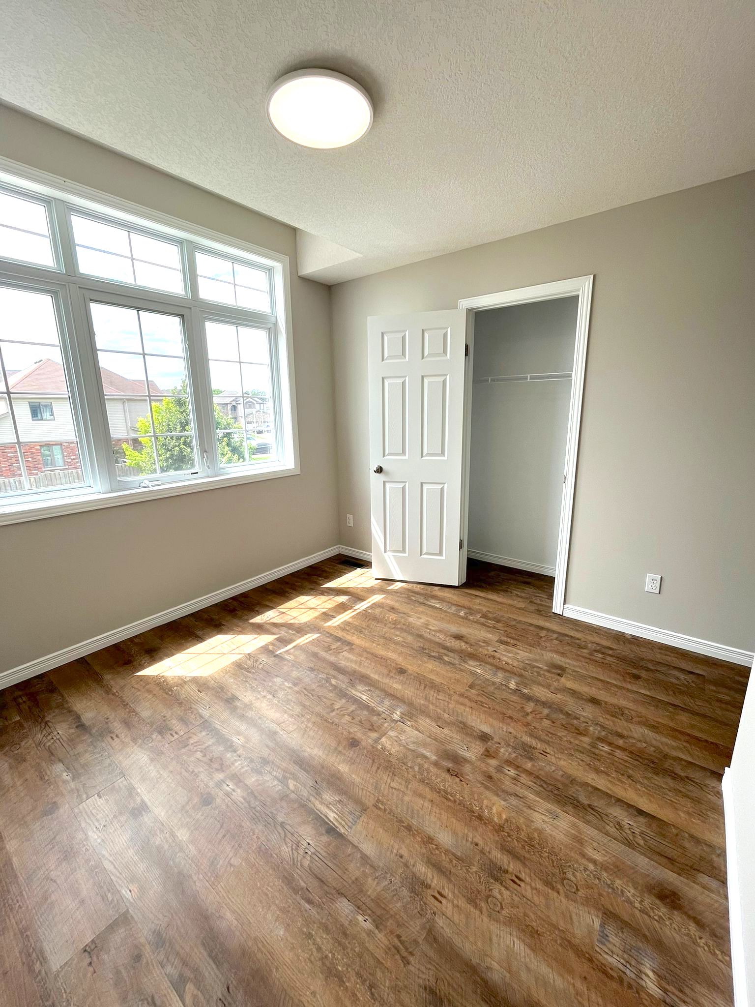 Oak Crossing; 3 Beds, 2.5 Baths Home - Image 20