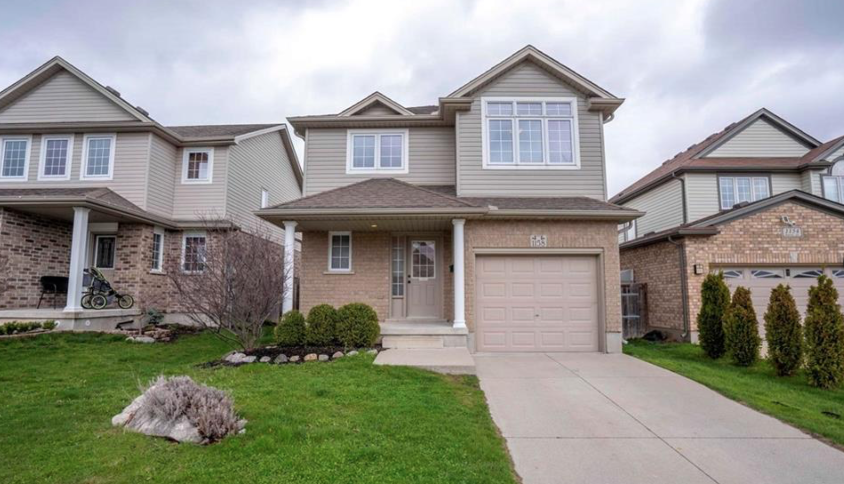 Oak Crossing; 3 Beds, 2.5 Baths Home - Image 3