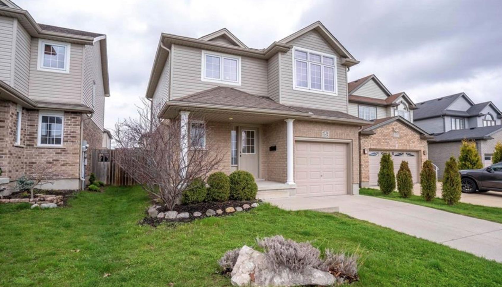 Oak Crossing; 3 Beds, 2.5 Baths Home