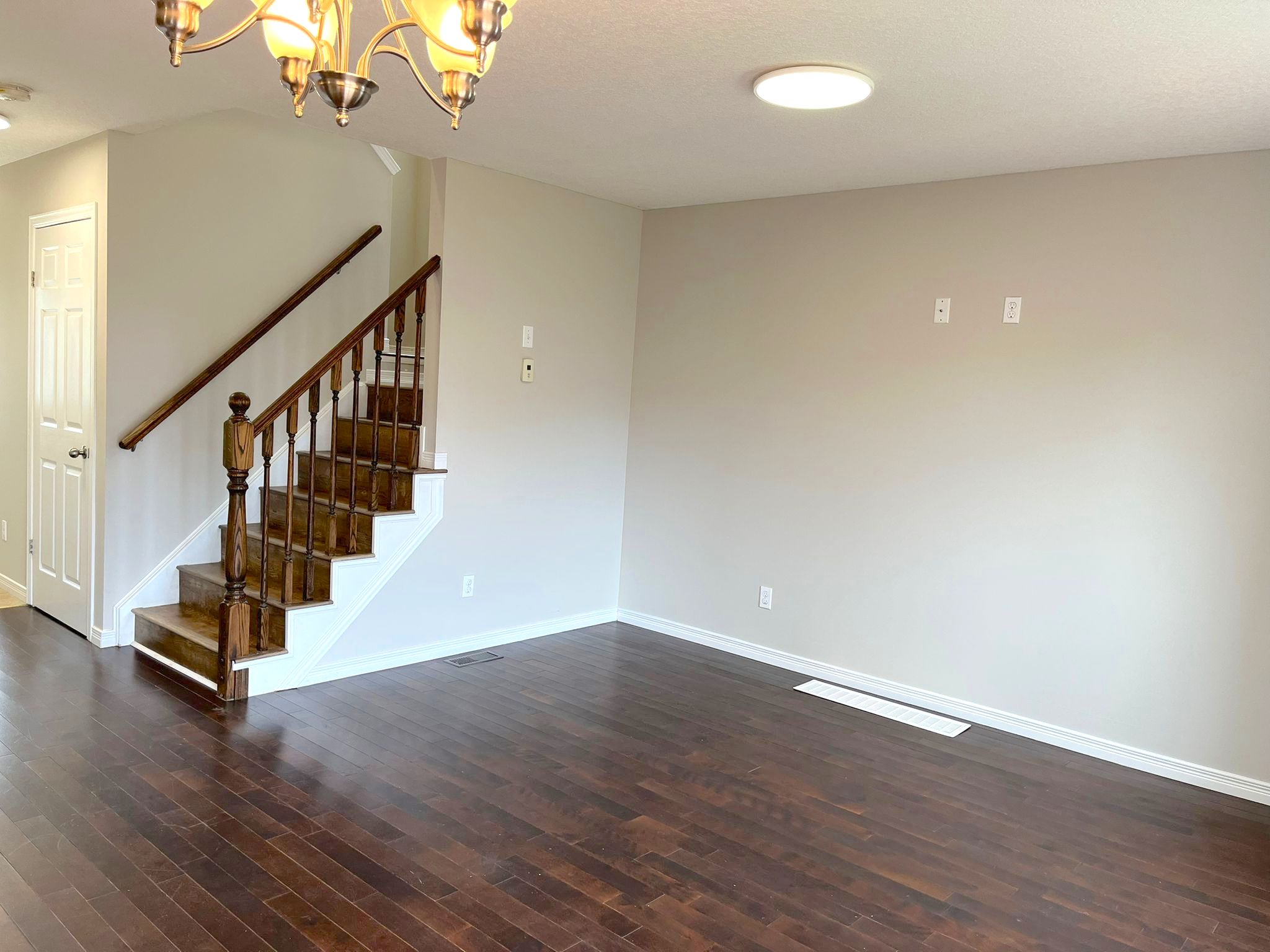 Oak Crossing; 3 Beds, 2.5 Baths Home - Image 13