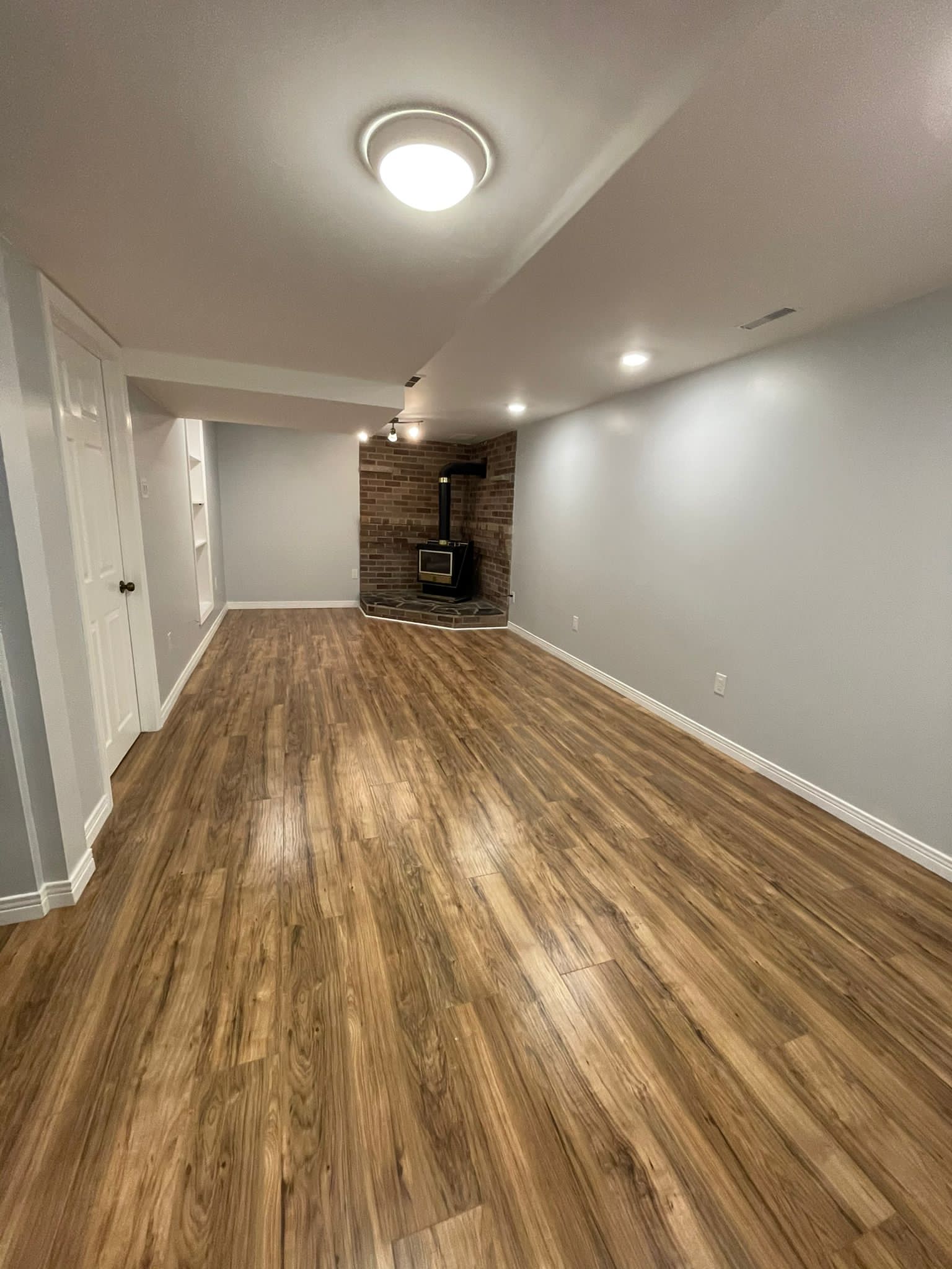 Westminster; 6 Bed, 2 Bath Home - Image 20