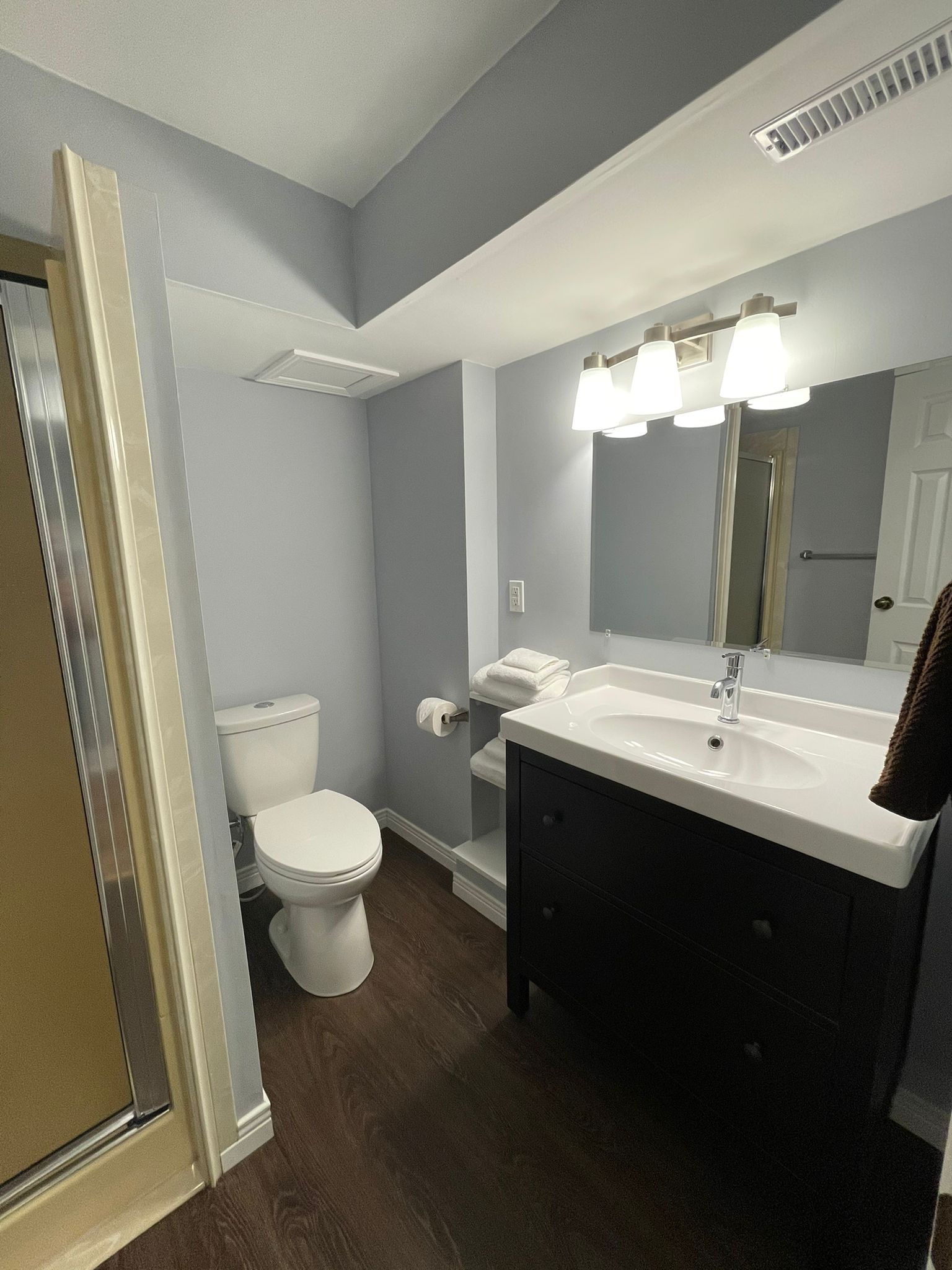 Westminster; 6 Bed, 2 Bath Home - Image 26