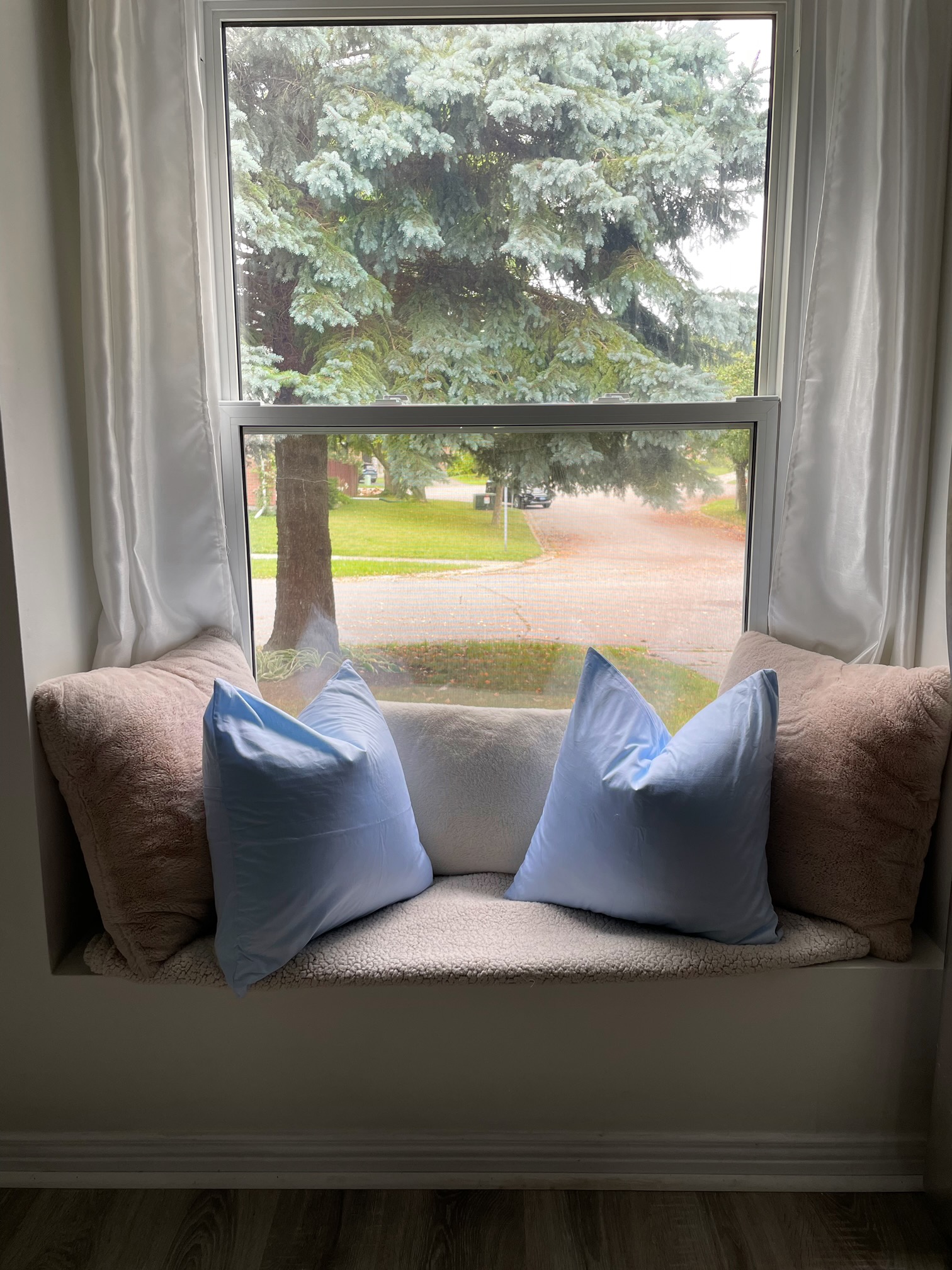 White Hills; 3 Bed, 1.5 Bath Home - Image 8