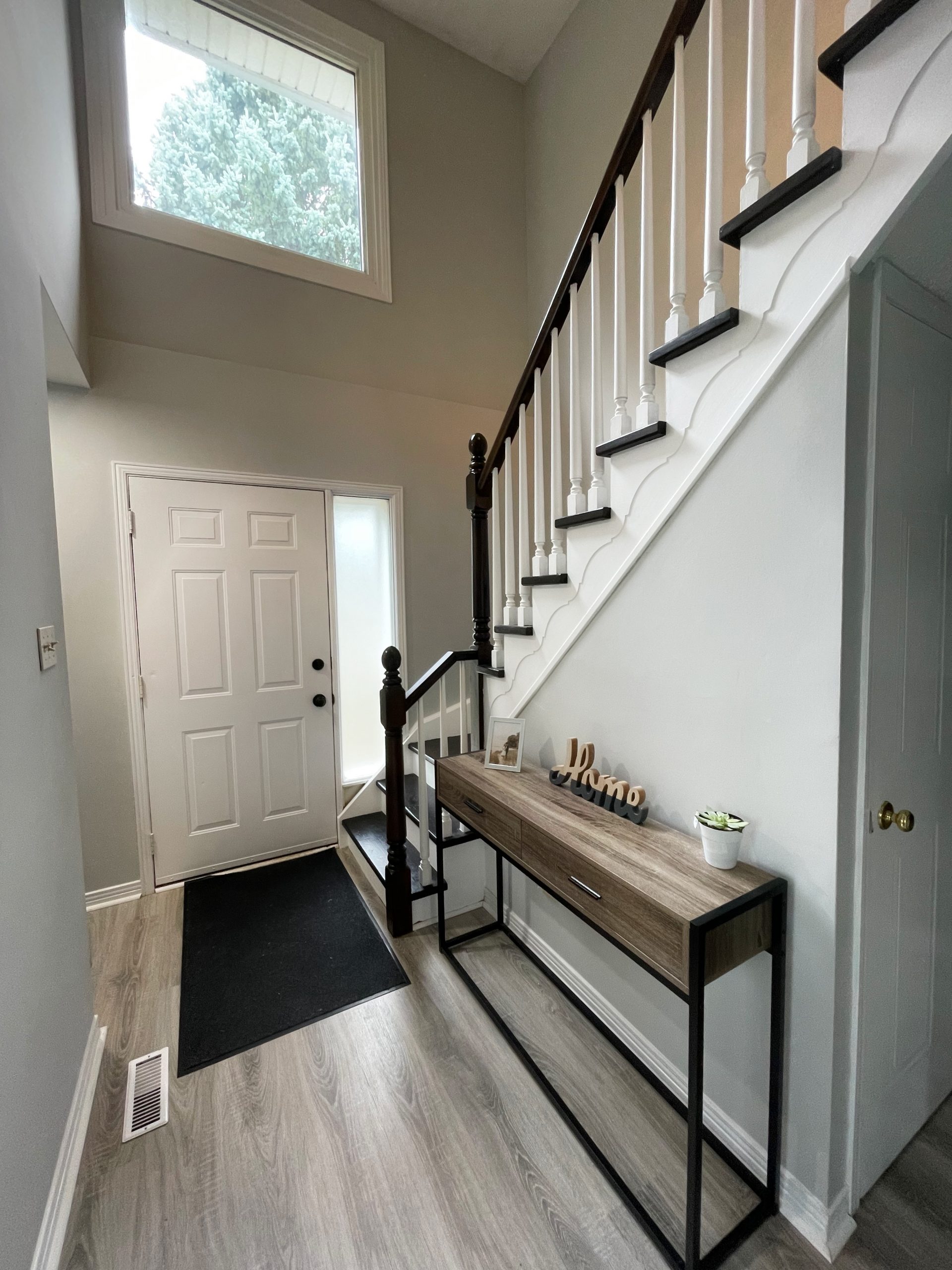 White Hills; 3 Bed, 1.5 Bath Home - Image 2