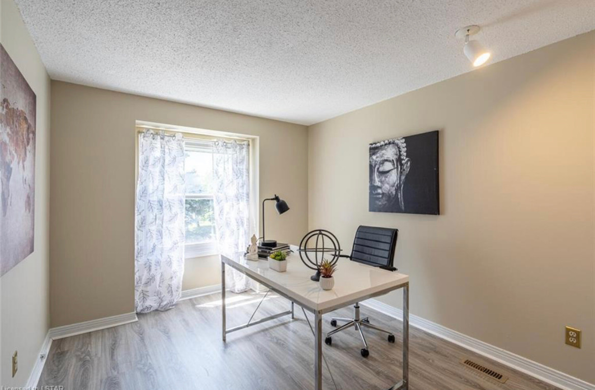 White Hills; 3 Bed, 1.5 Bath Home - Image 15