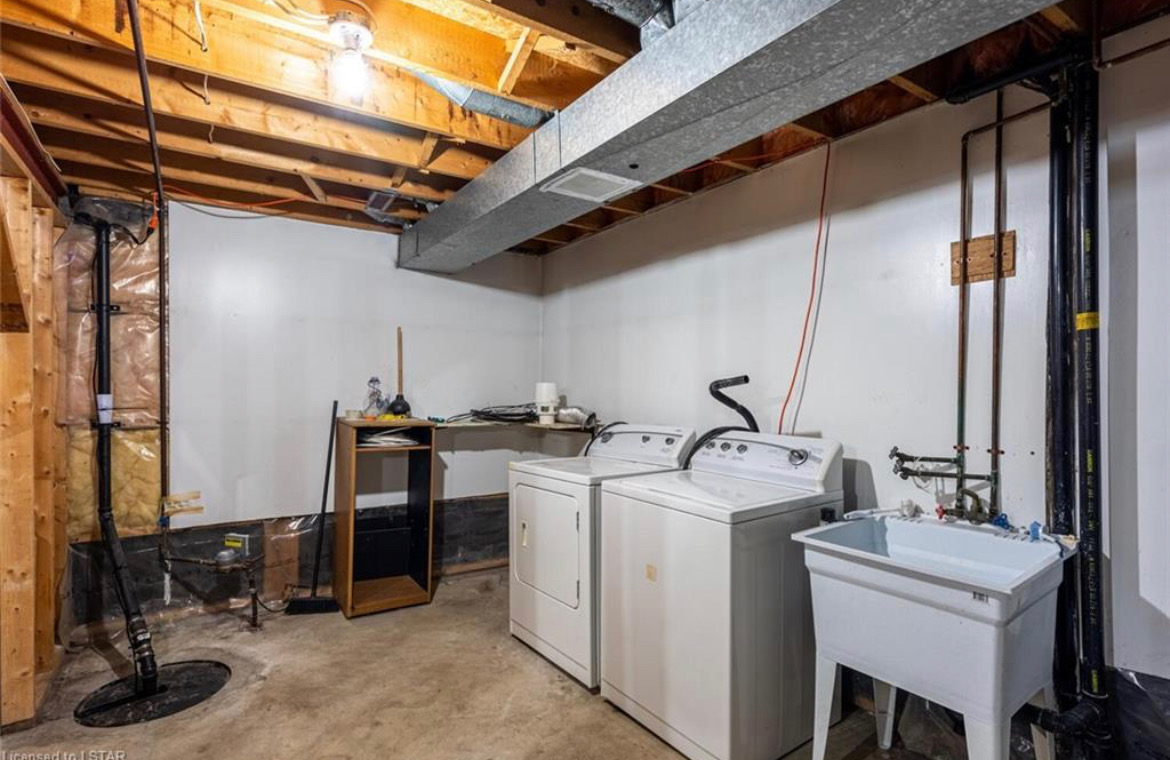 White Hills; 3 Bed, 1.5 Bath Home - Image 19