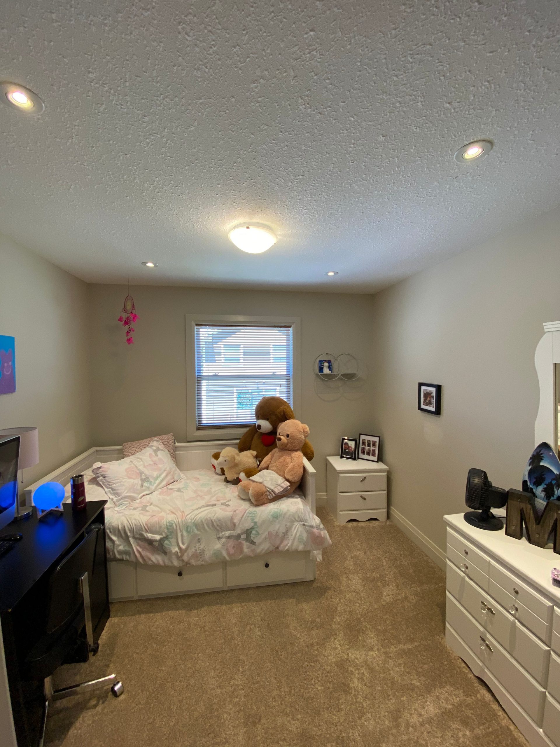 Westmount; 3 Bed, 2.5 Bath Townhome - Image 17