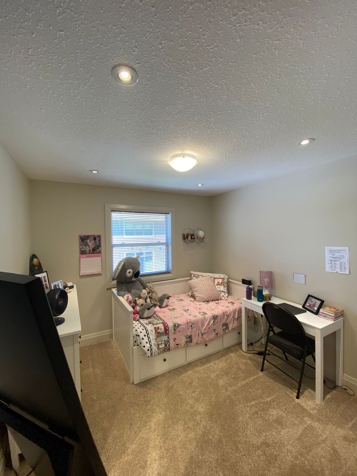 Westmount; 3 Bed, 2.5 Bath Townhome - Image 18