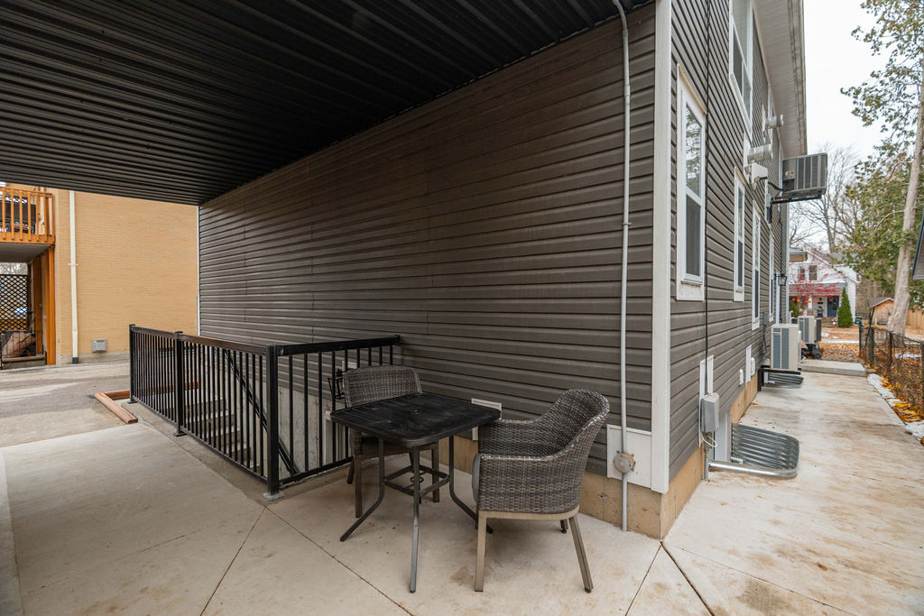 NEW Byron-Springbank: 1 Bedroom Apartment Lower Unit C - Image 20