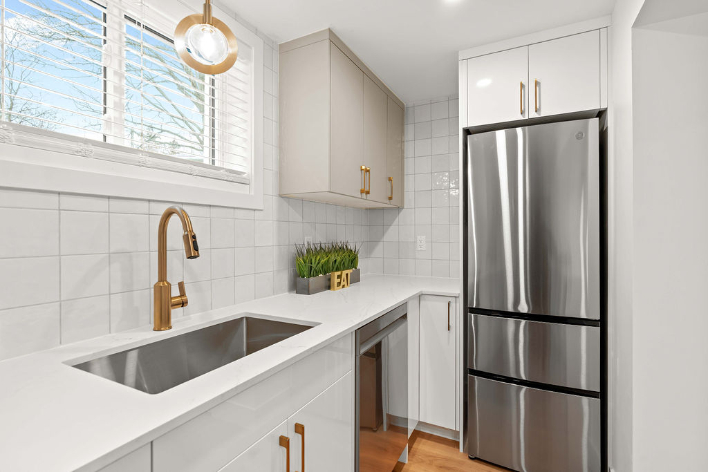 NEW Byron-Springbank: 1 Bedroom Apartment Lower Unit C - Image 7