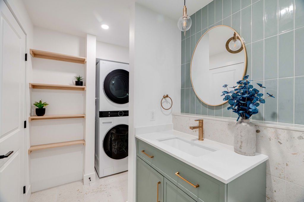 NEW Byron-Springbank: 1 Bedroom Apartment Lower Unit D - Image 13